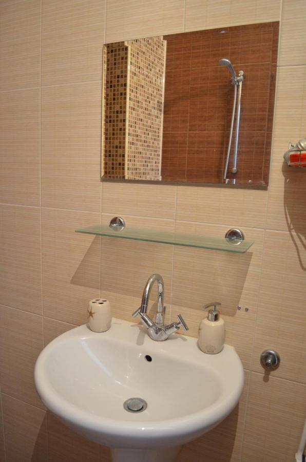 Art Apartments - Pomorie Bagian luar foto